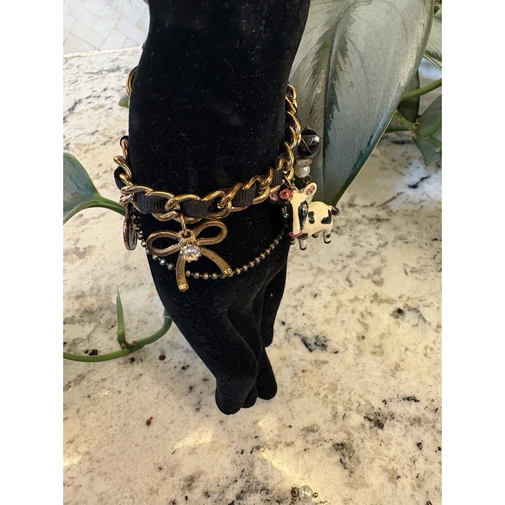 Betsey Johnson Vintage Lady Luck Cow Head Skull Horseshoe Earrings & bracelet - Picture 11 of 16